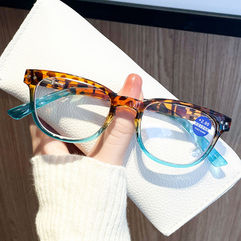 New Presbyopic Glasses Women's Anti Blue Light Contrast Tofu Pudding Leopard Print