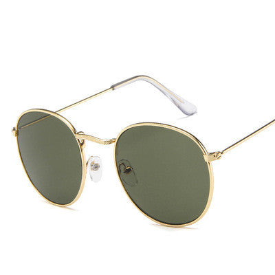 Round frame vintage sunglasses